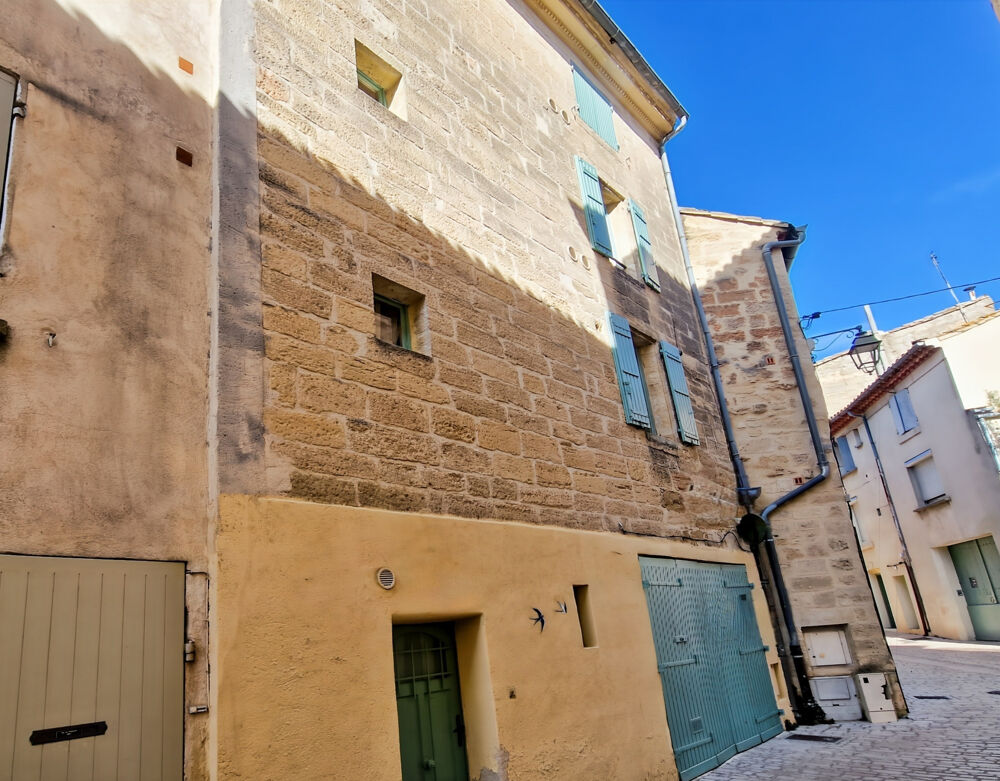 Maison de ville à vendre dans quartier recherché d'Uzès