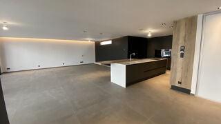  Maison à louer 5 pièces 180 m²