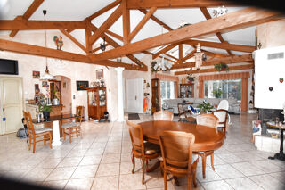  Propri�t�/ch�teau � vendre 8 pi�ces 200 m�