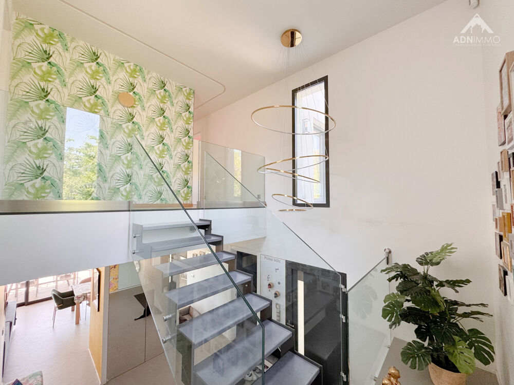 � vendre  Maison Saint-Genis-Pouilly (01630)
