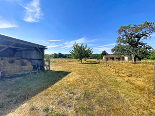  Propriété/château à vendre 6 pièces 155 m²