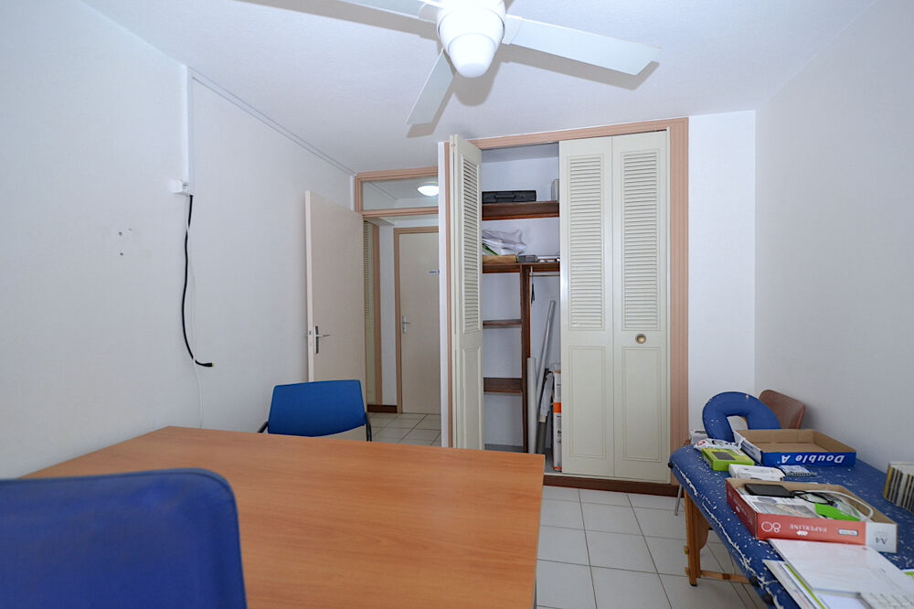 Vente Appartement Grand T4 centre ville dernier étage très belle vue Pointe a pitre