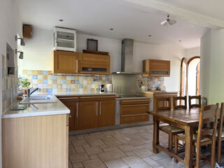  Maison � vendre 8 pi�ces 210 m�