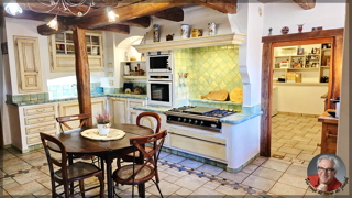  Propri�t�/ch�teau � vendre 15 + pi�ces 290 m�