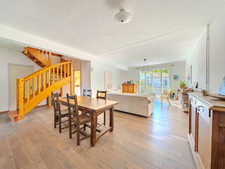  Maison � vendre 6 pi�ces 215 m�