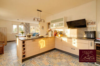  Maison à vendre 6 pièces 197 m²