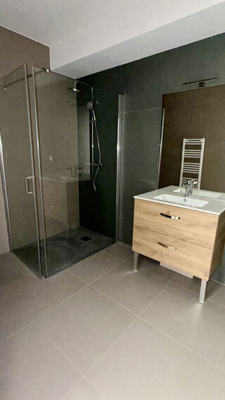  Appartement à vendre 2 pièces 63 m²