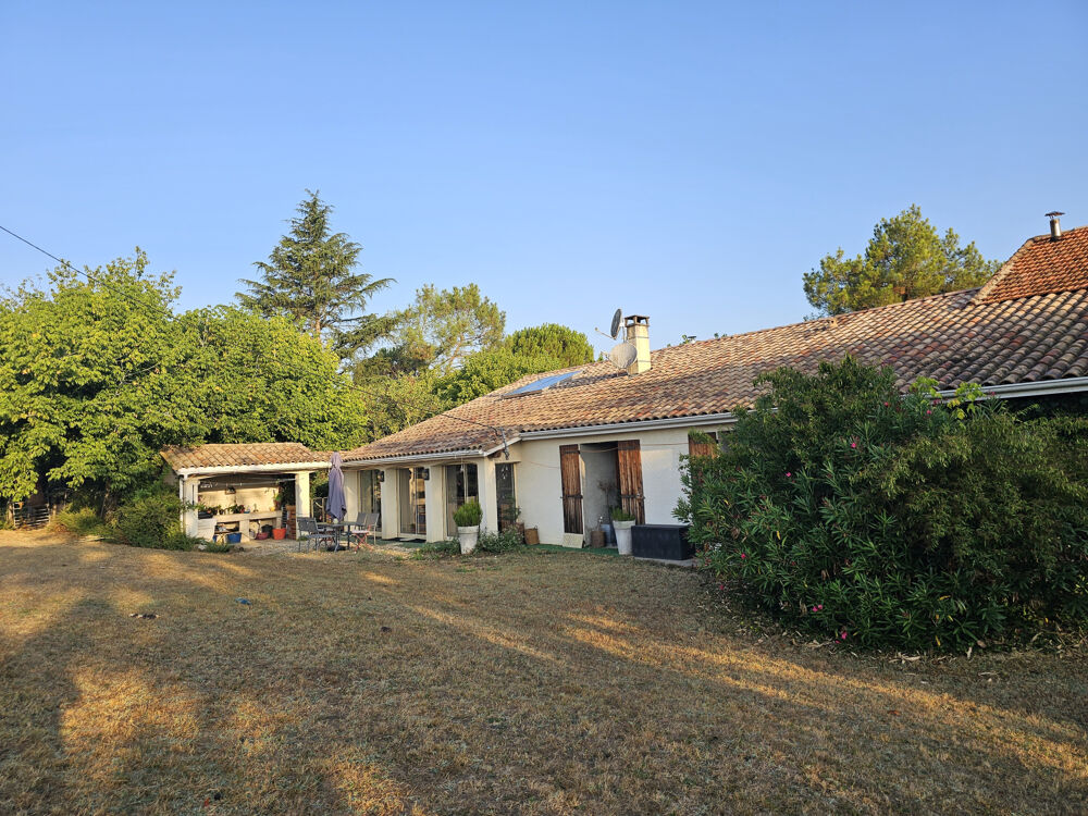 Propriété équestre de 5 hectares, entièrement clos, maison de plain pied 210m2 annexe 130m2