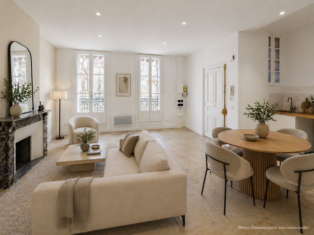 Vente Appartement CANOURGUE T3 d'exception place de la Canourgue 54 m2 DISPONIBLE IMMEDIATEMENT Montpellier