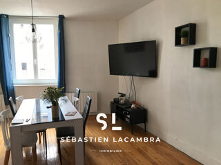  Appartement  vendre 7 pices 161 m