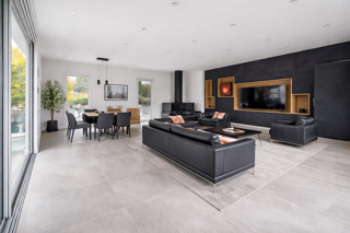  Maison � vendre 8 pi�ces 182 m�