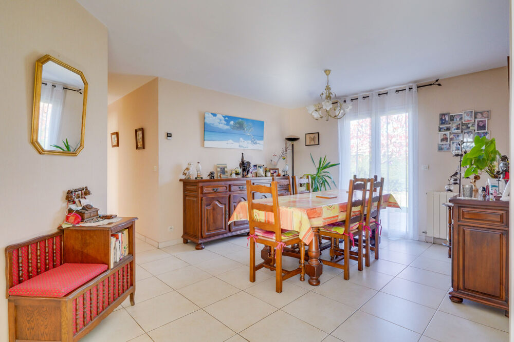 Maison 4 pièces de 102m2 sur parcelle de 1103m2