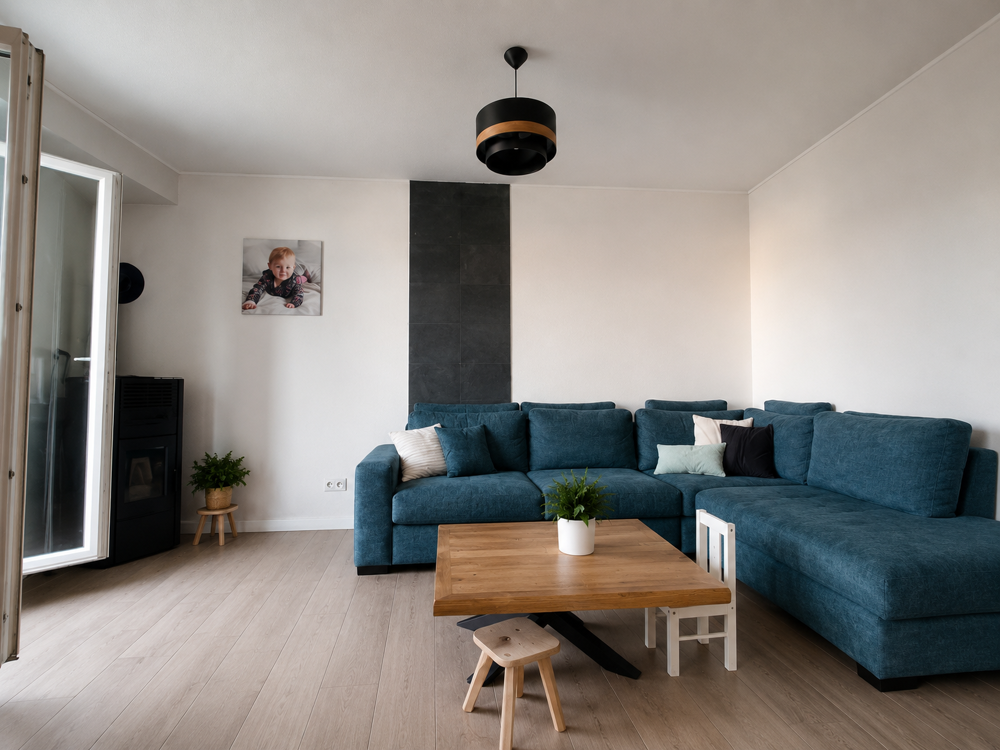 Vente Maison Maison vigneronne de 140m2 en r+2 avec garage et cours Roujan