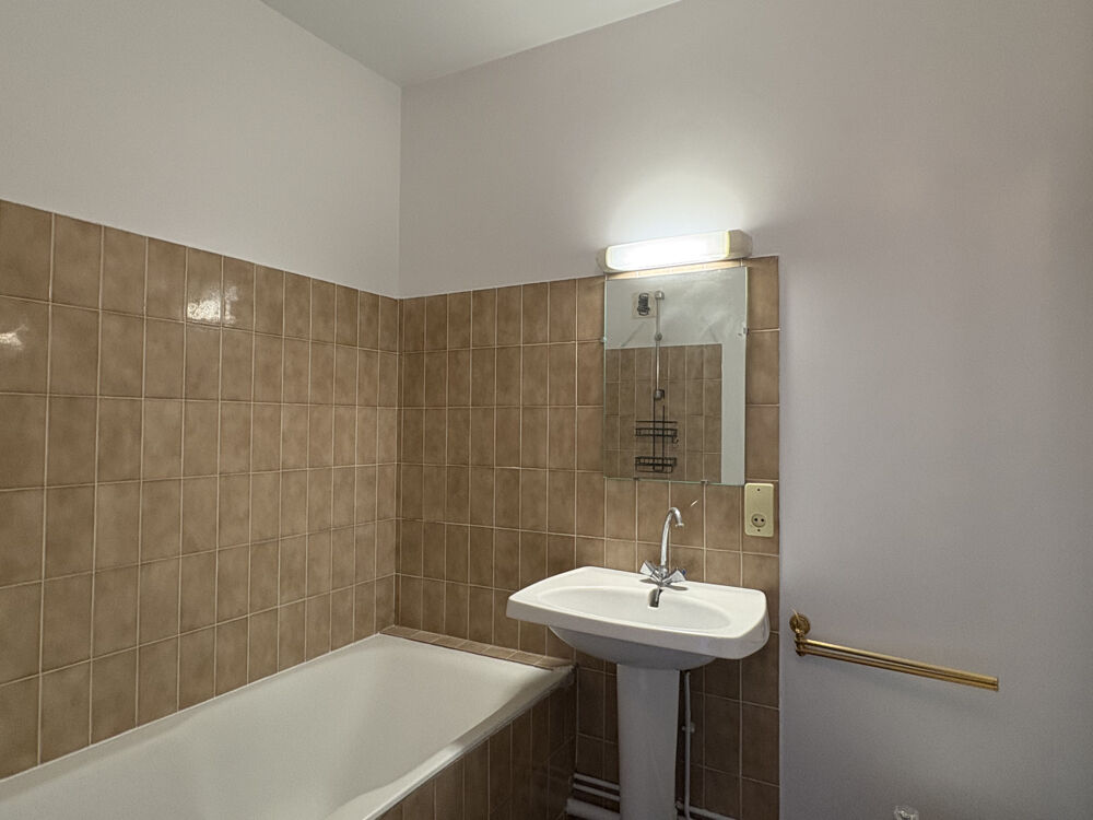 Vente Appartement APPARTEMENT 2 PIECES dans Résidence sécurisée avec jardin, proche du Bois de Vincennes Paris 12