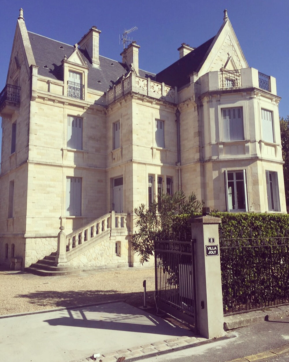 BIARRITZ SAINT CHARLES APPARTEMENT T2 DANS BATISSE HISTORIQUE