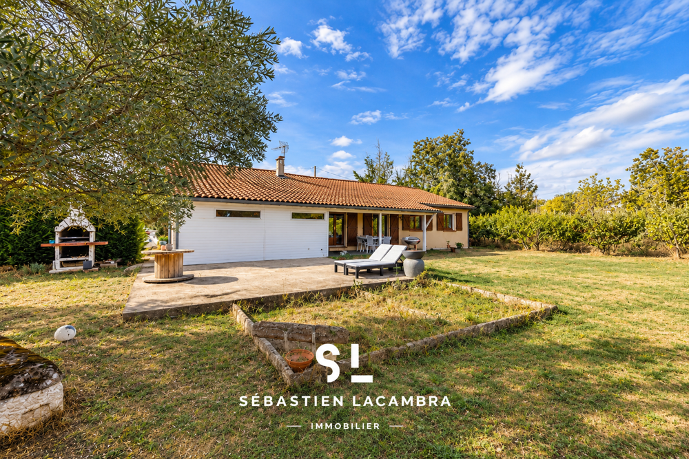 Vente Maison LESCURE-D'ALBIGEOIS   Maison de plain-pied de 150 m2, pièce de vie de 60 m2 et terrain de 1 500 m2 Lescure d albigeois