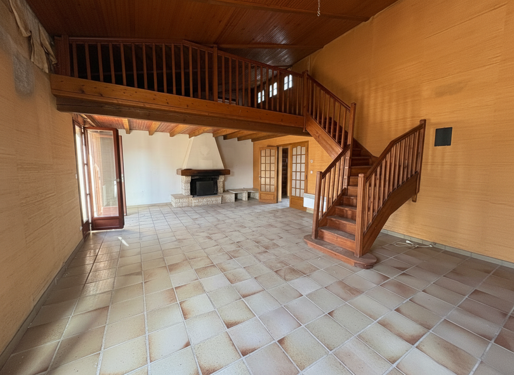 BOMPAS Villa de caractère 139,6 m2 sur magnifique terrain de 1096 m2 À RÉNOVER