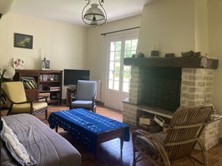  Propri�t�/ch�teau � vendre 7 pi�ces 130 m�