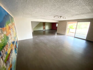  Maison  vendre 7 pices 271 m