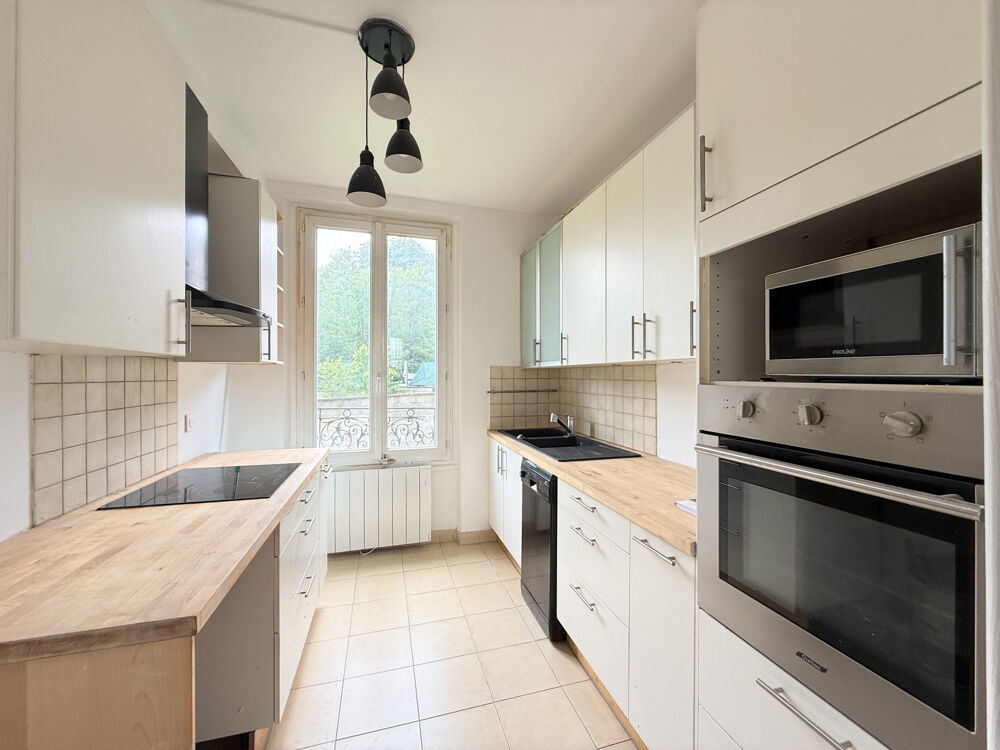 Appartement T3 avec jardin et stationnements