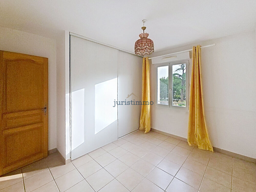 APPARTEMENT T3 AVEC TERRASSE DANS RESIDENCE SECURISEE AU PREMIER ETAGE