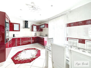  Maison � vendre 10 pi�ces 200 m�