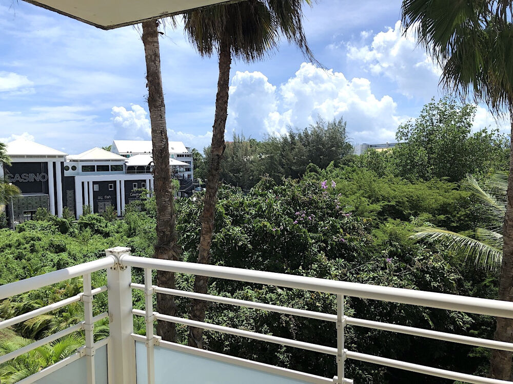 Location Appartement Très beau T3 vue dégagée. Le gosier