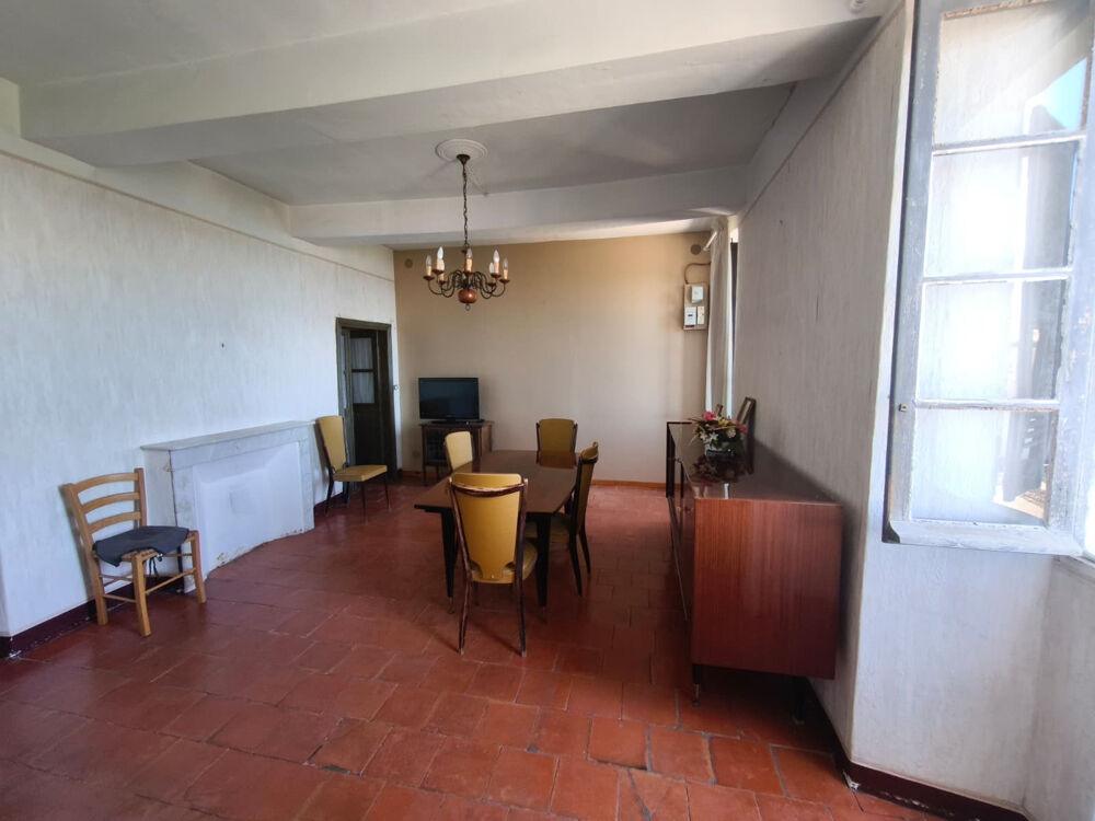Vente Appartement Appartement 1er étage T5 - 2 caves - 1 grenier - Cervione Cervione
