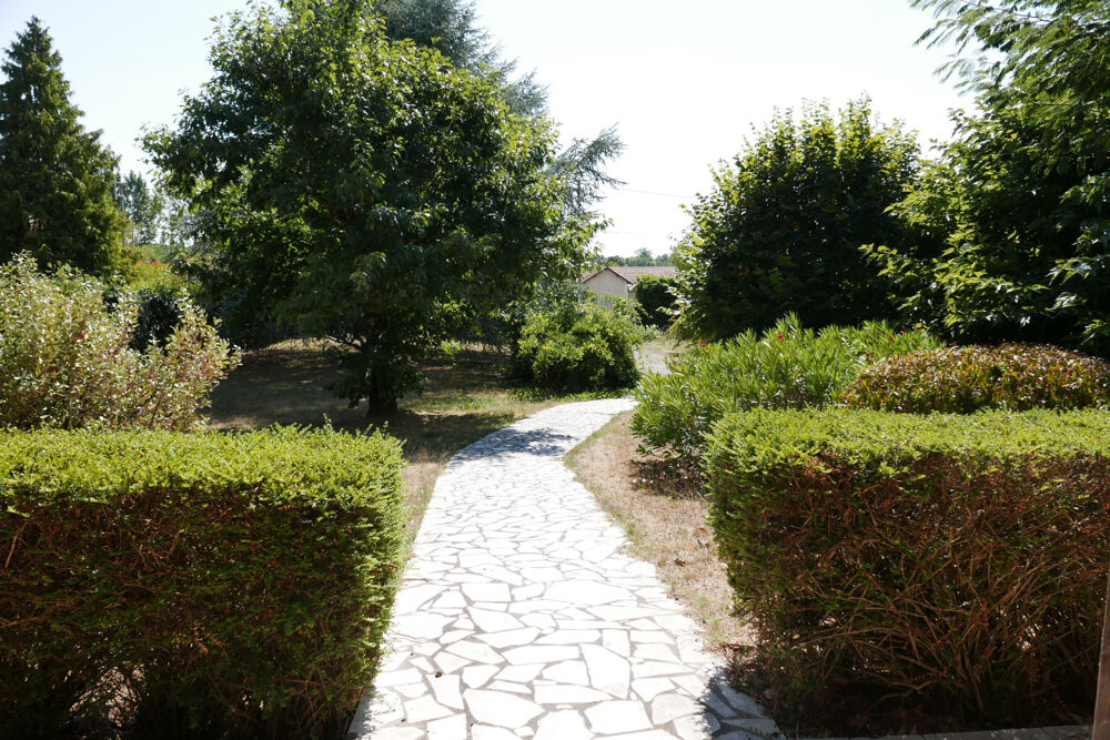 Maison – Mussidan, Dordogne - Plus