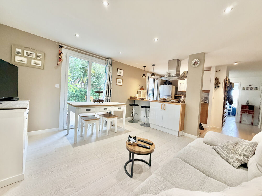 ANTIBES SAINT JEAN 3P 67 M2 EN REZ DE JARDIN