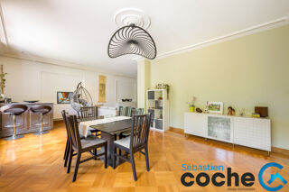  Maison  vendre 6 pices 245 m
