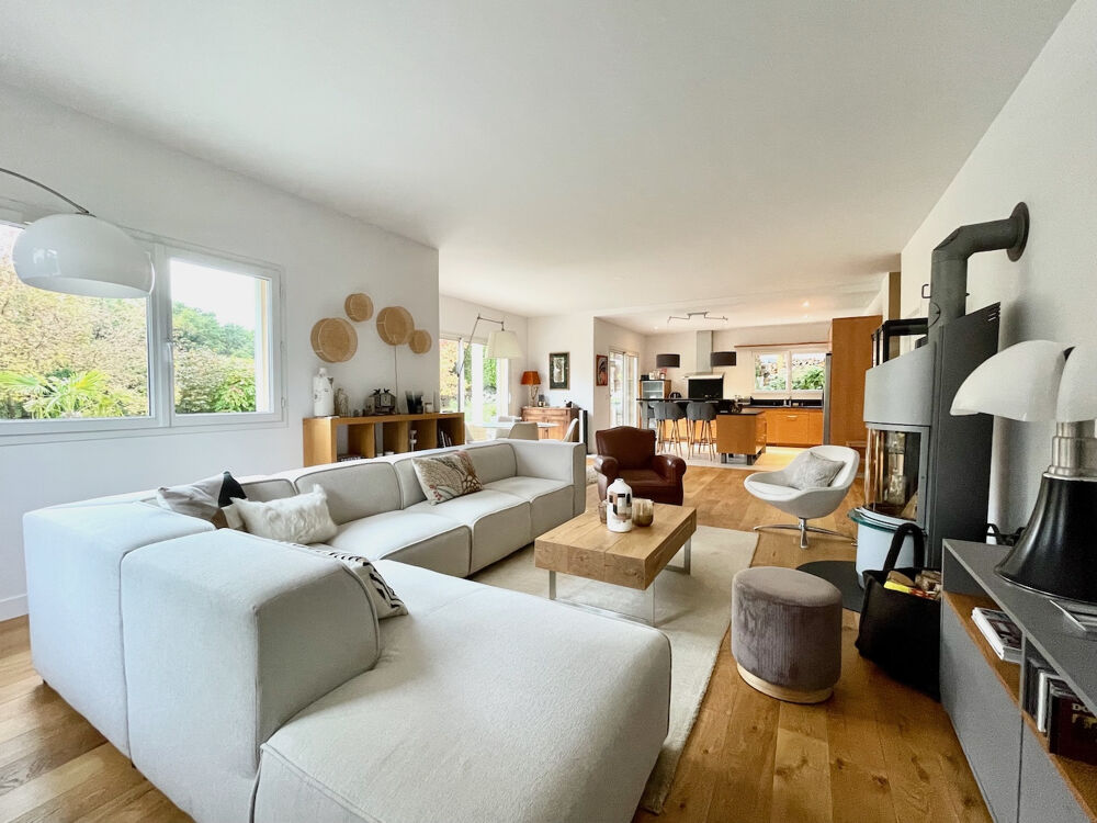  vendre  Maison Divonne-les-Bains (01220)