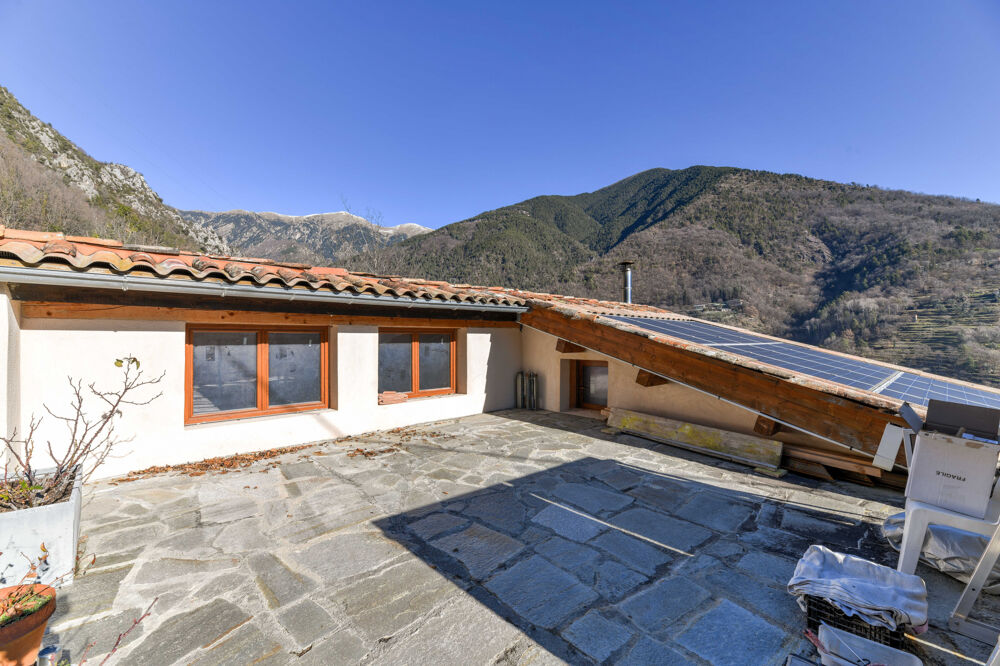 Vente Maison Unique Opportunit de Transformation : Grange de 3 Niveaux avec Toiture Neuve et Terrain jusqu' 6000m2 Roquebilliere