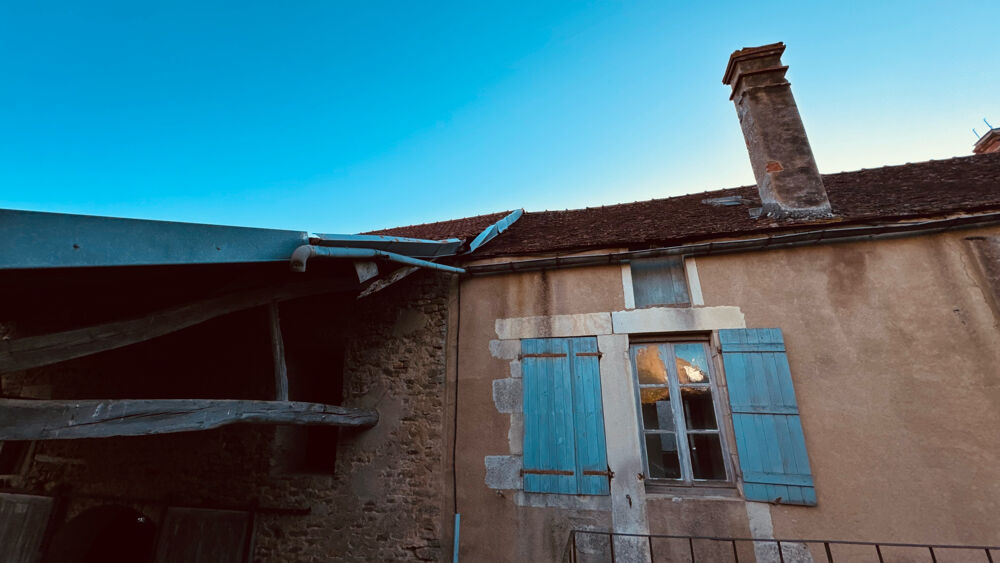 Vente Maison Ancien corps de ferme à renover avec dépendances et jardin de 447 m2 au prix de 58 000 € F.A.I. secteur THORY Thory