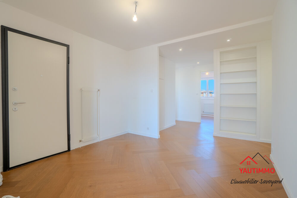Appartement 134 m2 au dernier étage avec vue sur le Salève