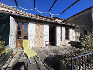  Maison  vendre 7 pices 230 m