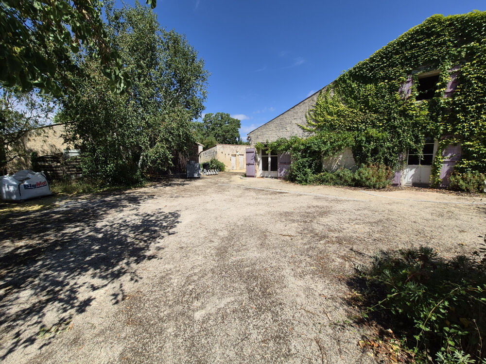 Maison en pierre à rénover