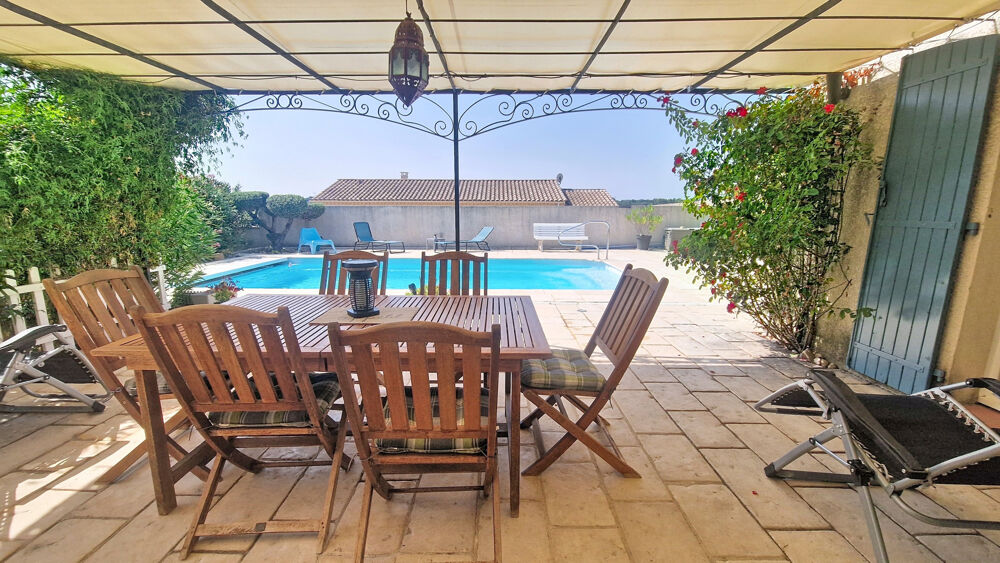 Vente Maison Proche Uzès, agréable villa avec piscine, pool-house, garage atelier de 50 m2 Uzes