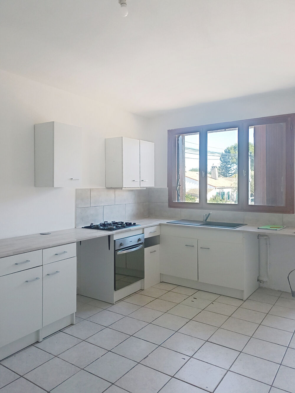 Location Appartement Appartement Bollène T3 + Mezzanine 61.00 m2 Bollene