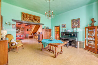  Maison  vendre 6 pices 228 m