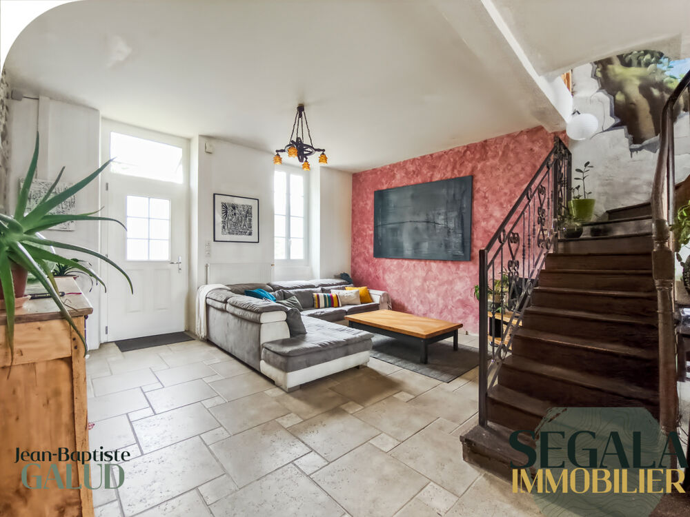 Vente Maison Maison 6 pièces 230 m2, avec local professionnel aux normes PMR Ste gemme