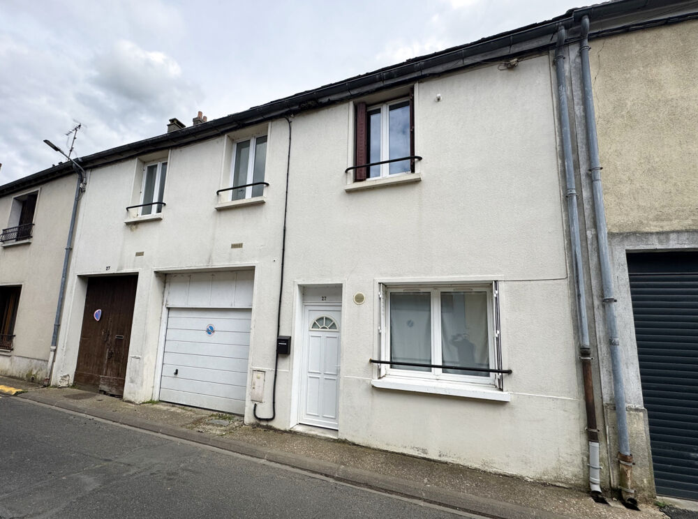 EXCLUSIVITÉ Duplex T5 avec cour privée en plein centre dAngerville !