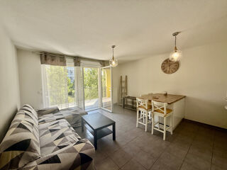  Appartement  vendre 2 pices 45 m