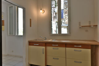  Immeuble à vendre 300 m² Thuir
