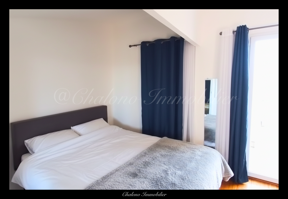CAP DAGDE CENTRE-PORT : T3 DUPLEX, 59 M2 CARREZ. DERNIER ÉTAGE - VUE PORT - TERRASSE - CLIMATISATION