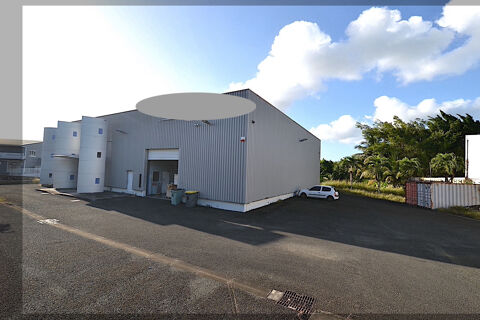 Local d'activit&eacute;, entrep&ocirc;t + bureaux emplacement strat&eacute;gique 14000 97170 Petit bourg