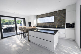  Maison � vendre 5 pi�ces 195 m�