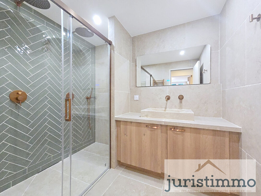 Vente Appartement IMMEUBLE STANDING REFAIT A NEUF AVEC TERRASSE AU PREMIER ETAGE Orange