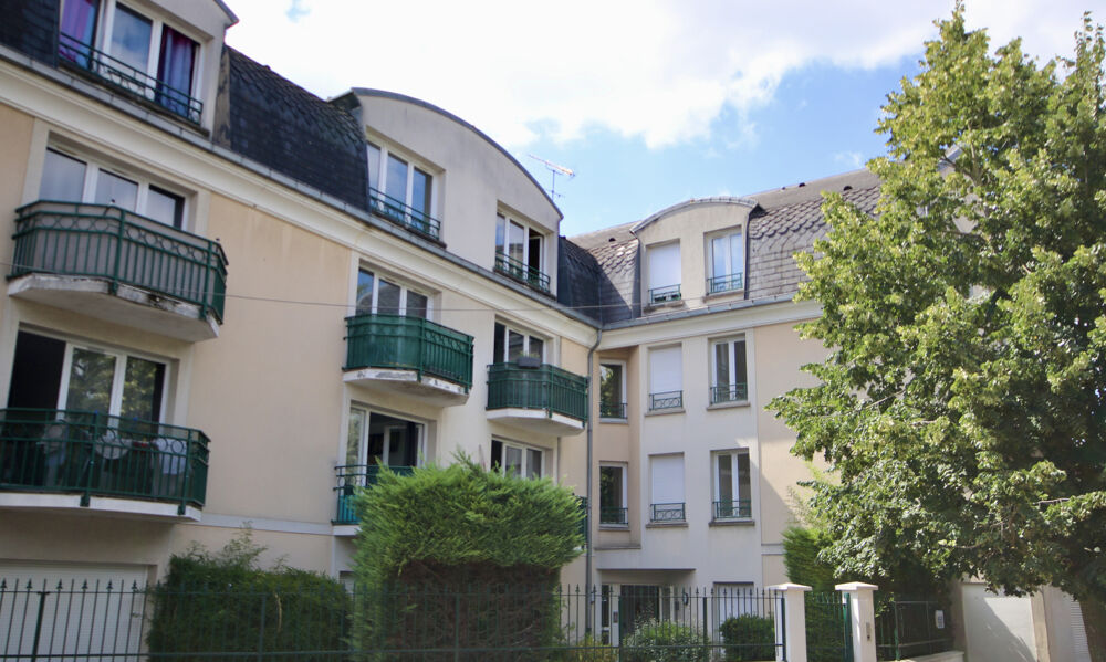 Vente Appartement A vendre à Taverny, appartement 2 pièces de 40 m2, 1 chambre, 1 box. Taverny