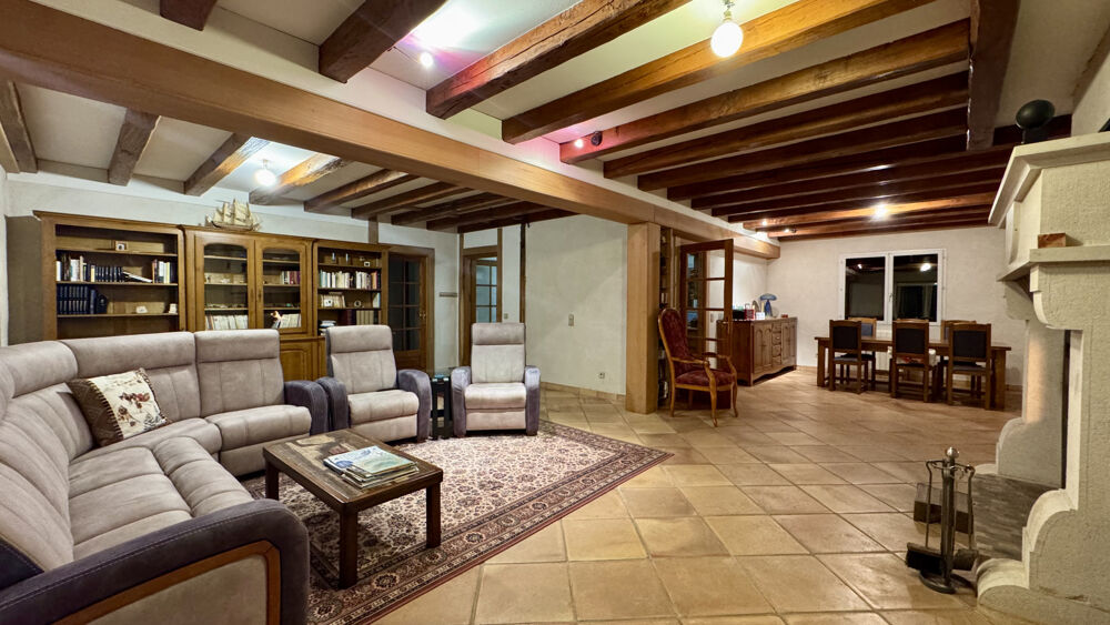 Vente Propri�t�/Ch�teau Propri�t� avec vue panoramique piscine couverte grand sejour et espace bien-�tre Avallon